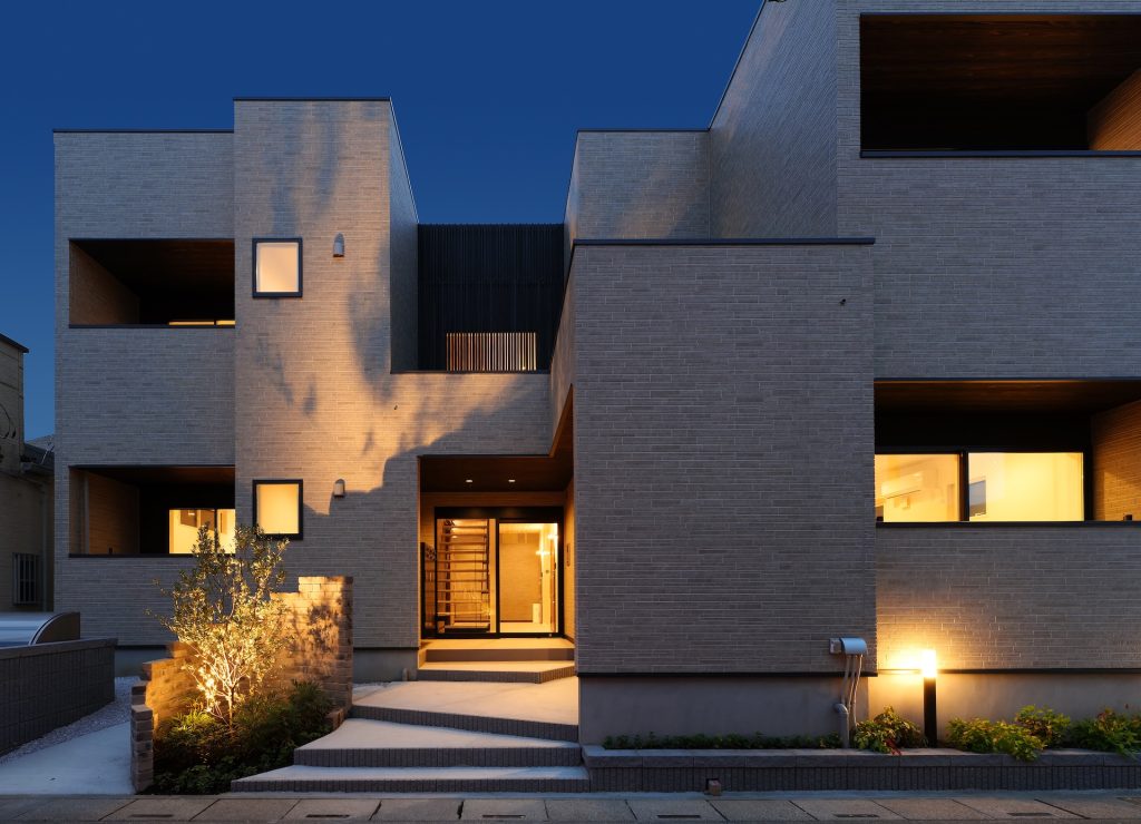 チューリップツリーハウス